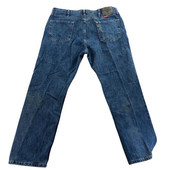 Wrangler Men Jeans Size 38x30 Blue Denim Classic Straight Leg Casual 100% Cotton - Picture 2 of 14